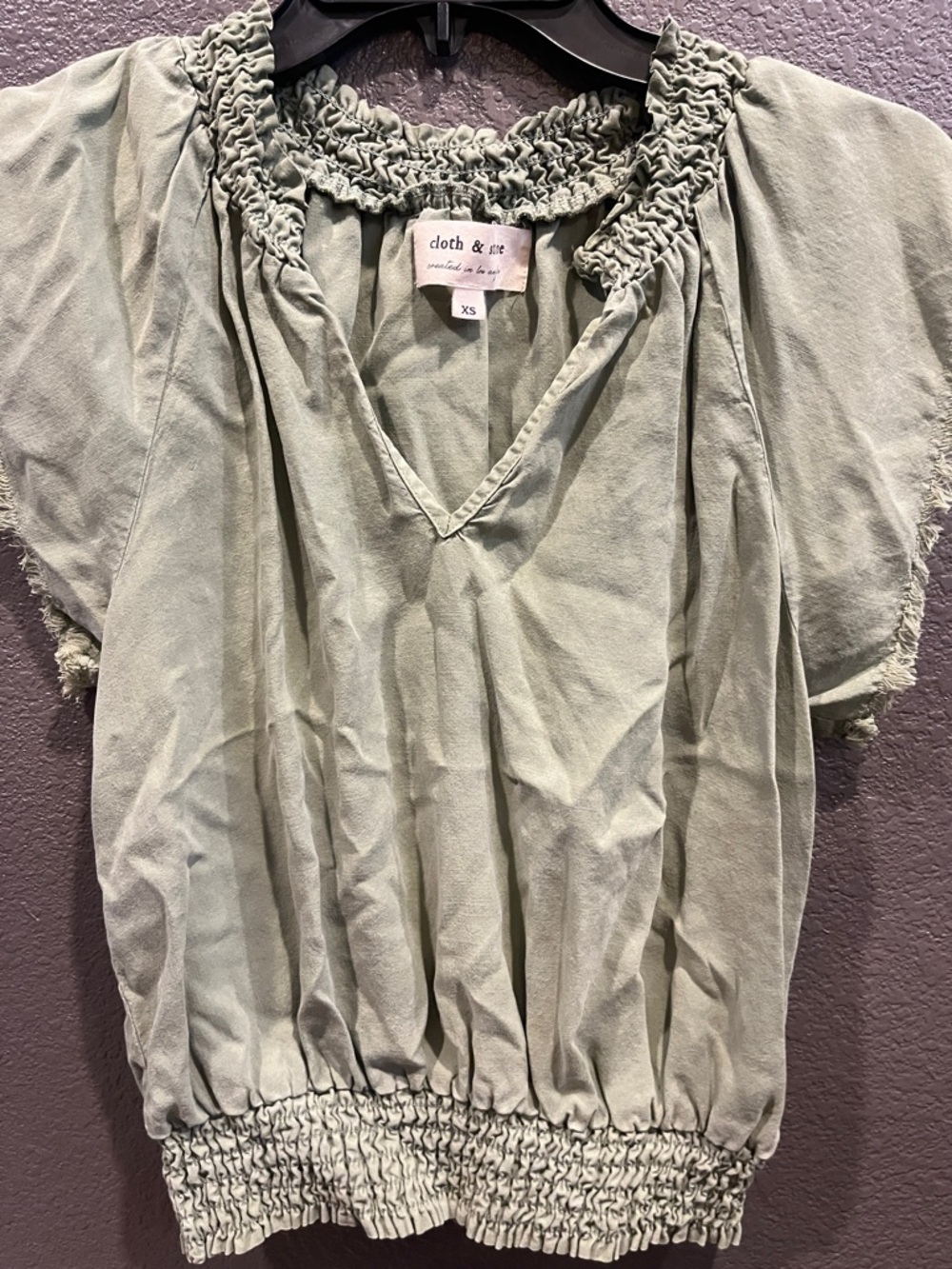 cloth & stone Sage Smocked V-Neck Short Sleeve Blouse